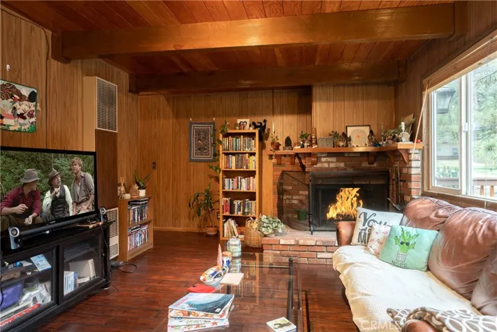 40188 Esterly Lane, Big Bear, California 92315