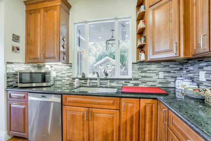 19366 Overlook Road, Los Gatos, California 95030
