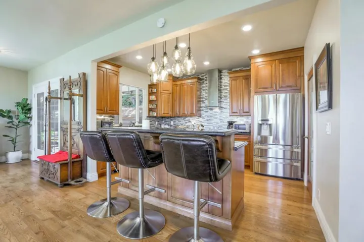19366 Overlook Road, Los Gatos, California 95030