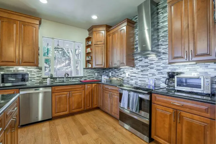 19366 Overlook Road, Los Gatos, California 95030