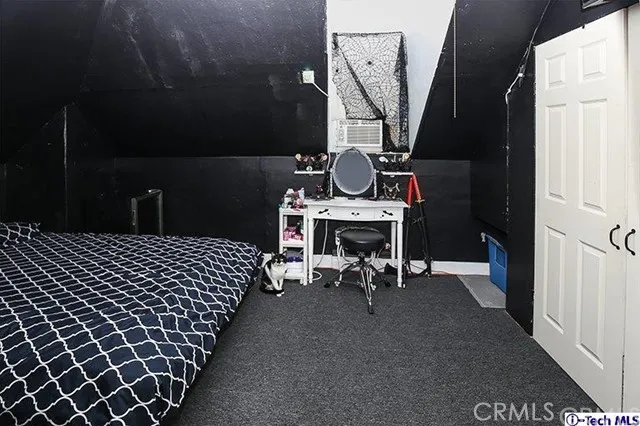 2649 Arvia Street, Los Angeles, California 90065