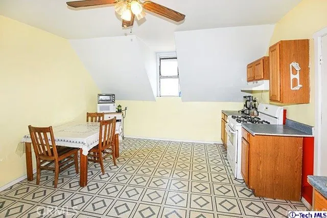 2649 Arvia Street, Los Angeles, California 90065