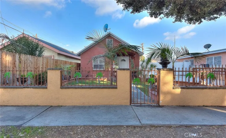 15116 S Lime Avenue, Compton, California 90221