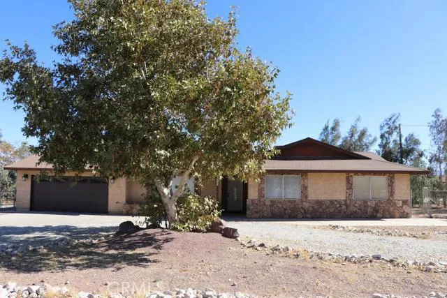 8943 9th Avenue, Hesperia, California 92345