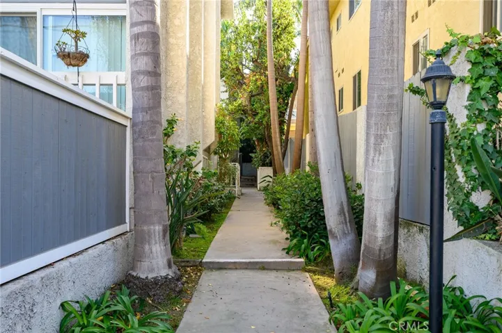 1916 Mathews Avenue B, Redondo Beach, California 90278