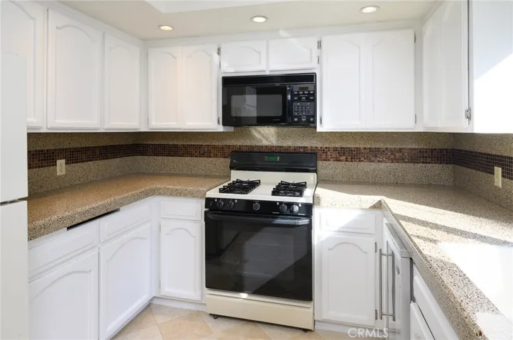 1916 Mathews Avenue B, Redondo Beach, California 90278