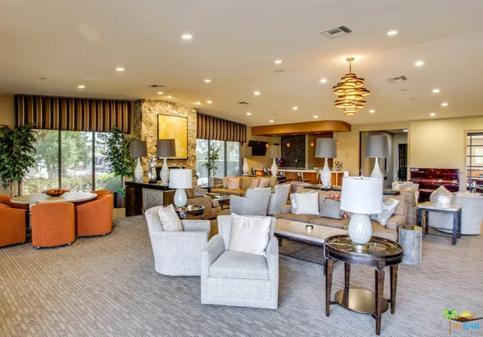 Owner's Lounge