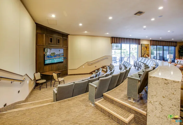 Owner's Lounge