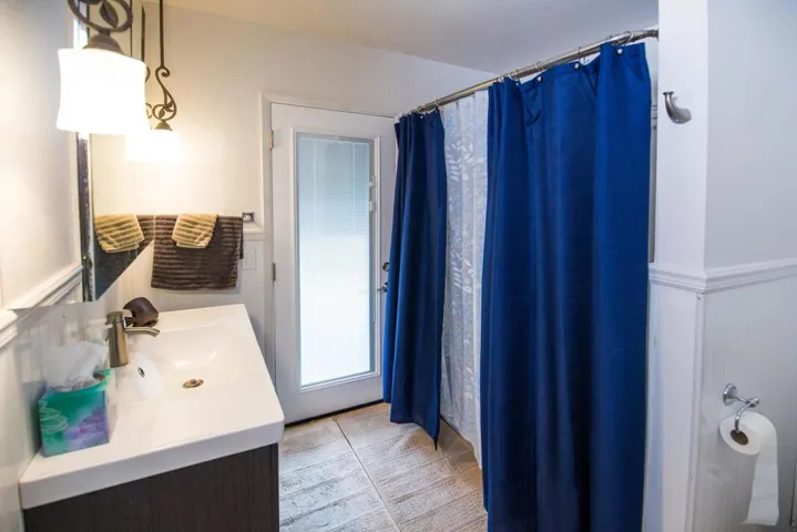 Master bath