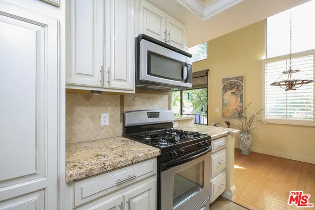 8701 Falmouth Avenue 202, Playa Del Rey, California 90293