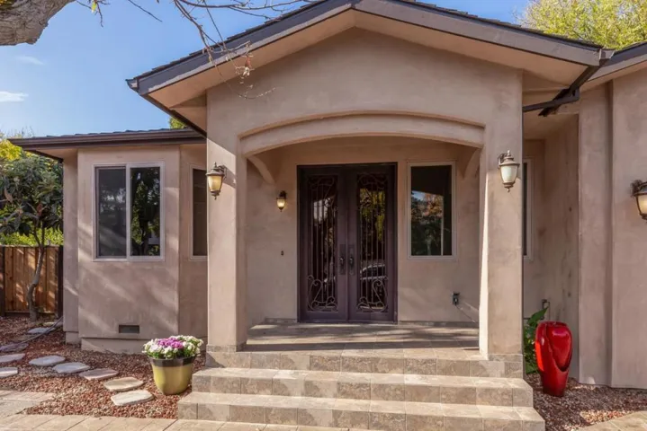 13307 Quito Road, Saratoga, California 95070