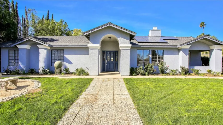 5493 Riverview Drive, Riverside, California 92509