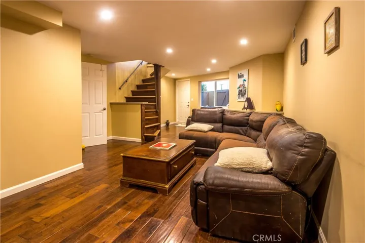 989 Calle Miramar, Redondo Beach, California 90277