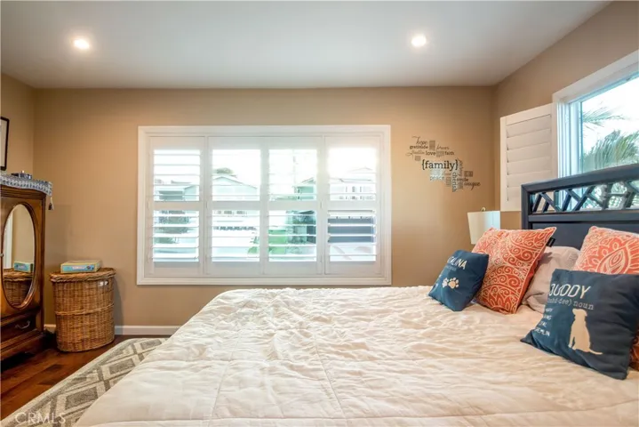 989 Calle Miramar, Redondo Beach, California 90277