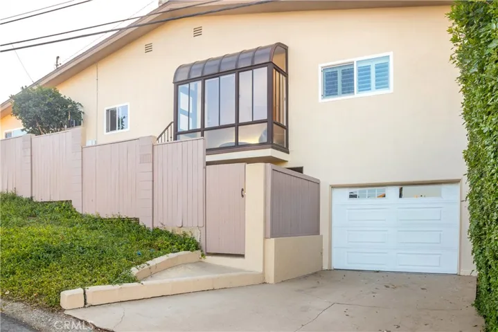 989 Calle Miramar, Redondo Beach, California 90277
