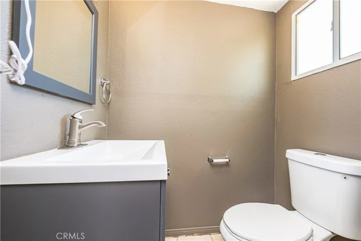133 N Western Avenue, Hemet, California 92543