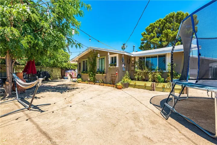 133 N Western Avenue, Hemet, California 92543