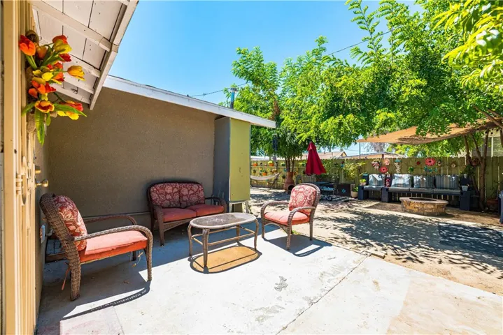 133 N Western Avenue, Hemet, California 92543