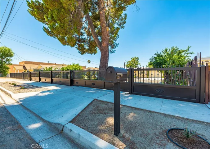 133 N Western Avenue, Hemet, California 92543
