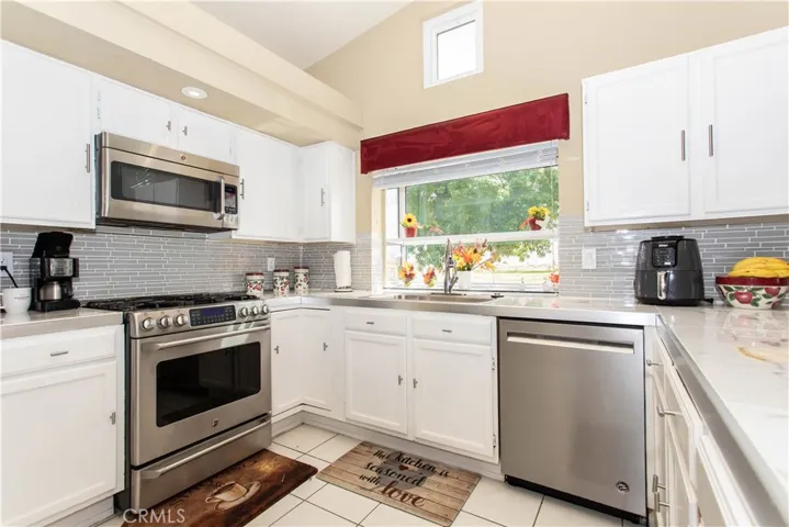 Check out this kitchen!