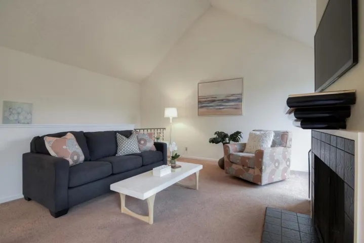 31 Oak Forest Place, Santa Rosa, California 95409
