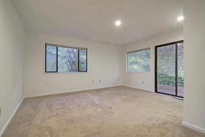 31 Oak Forest Place, Santa Rosa, California 95409