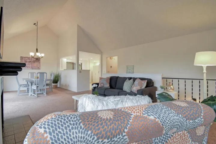 31 Oak Forest Place, Santa Rosa, California 95409