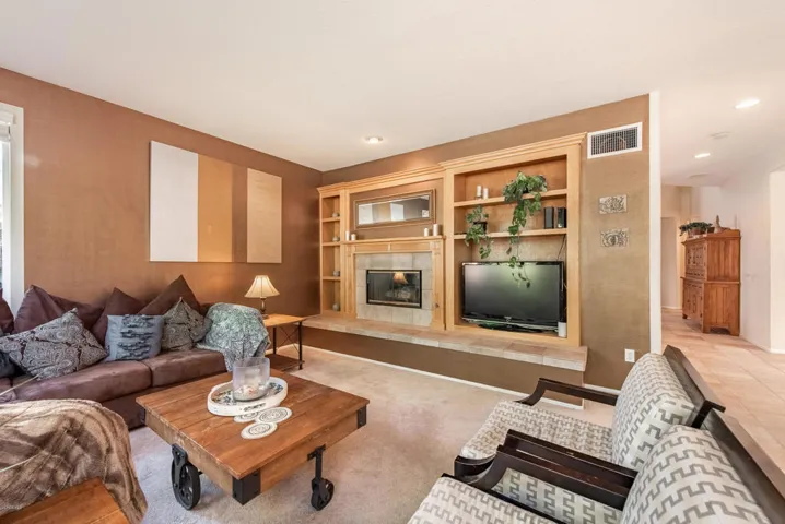 419 Willow Glen Cir Simi Valley-13