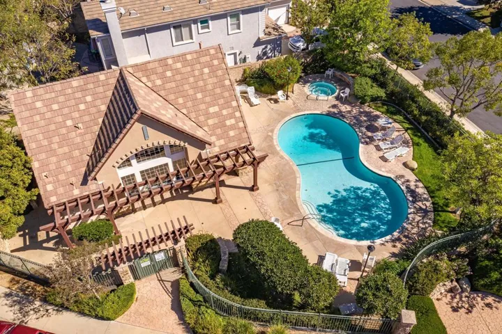 419 Willow Glen Cir Simi Valley-59