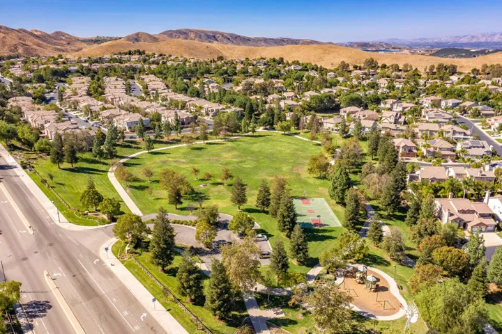 419 Willow Glen Cir Simi Valley-64