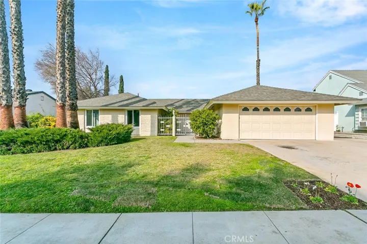 1054 Rolling Hills Drive, Corona, California 92880