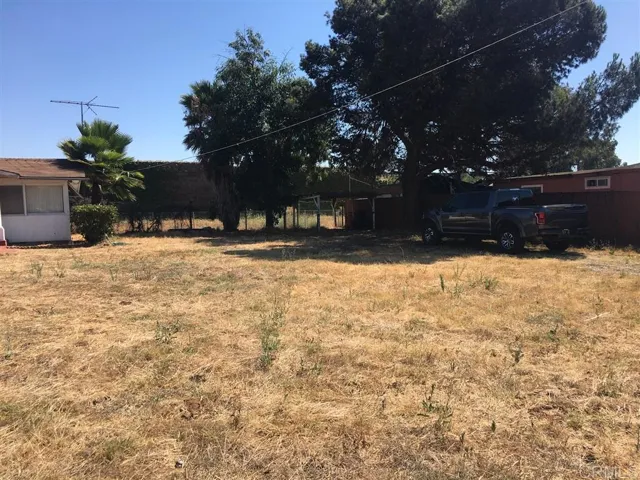 1325 Naranca Ave, El Cajon, California 92021