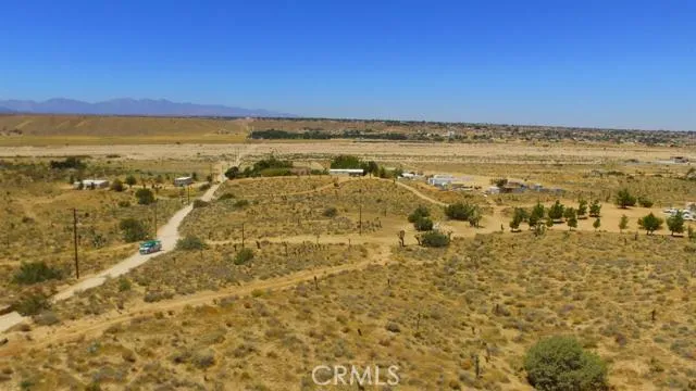 26-433061 Juniper Road, Apple Valley, California 92308
