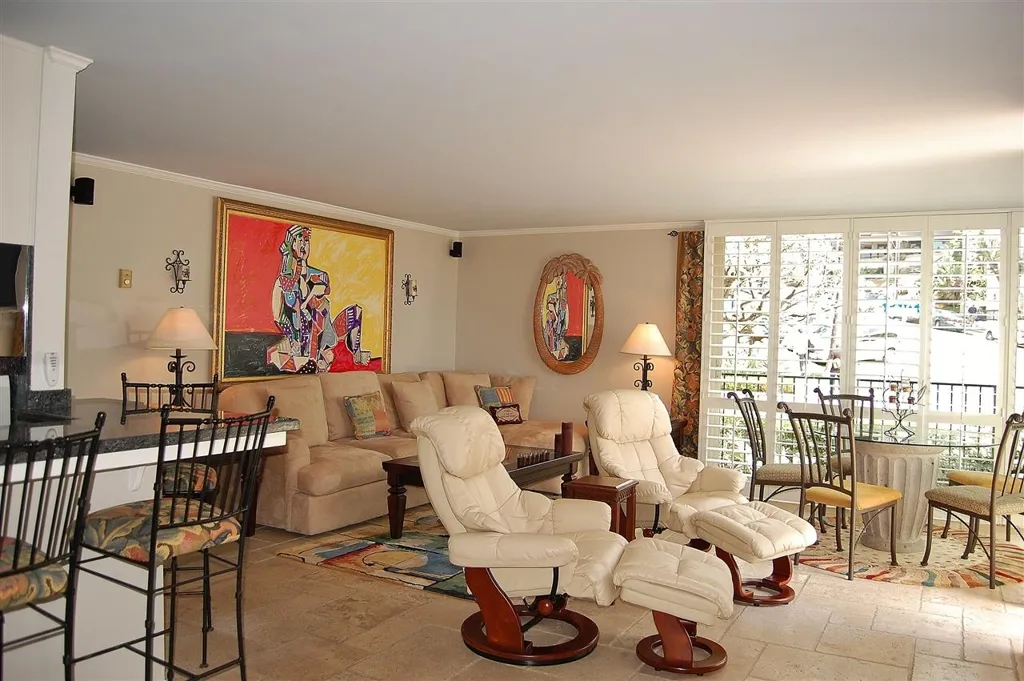 gallery-image 3
