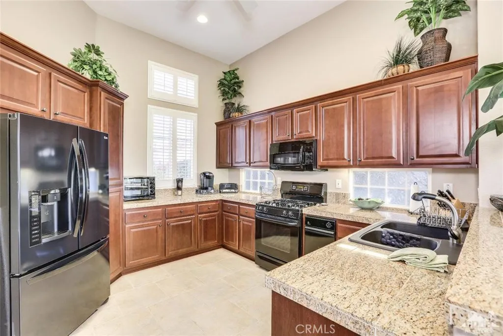 29593 Sandy Court, Cathedral City, California 92234 home-pic-9