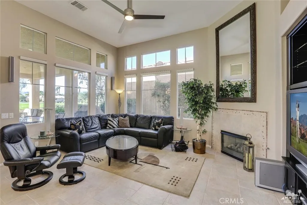 29593 Sandy Court, Cathedral City, California 92234 home-pic-4