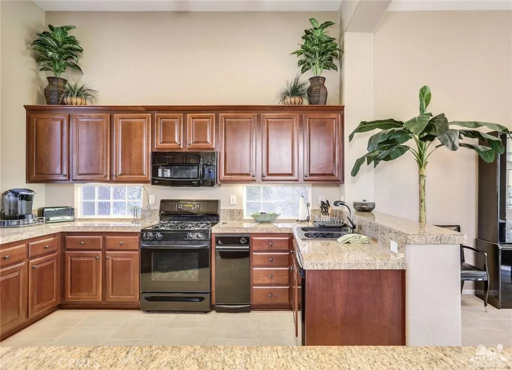 29593 Sandy Court, Cathedral City, California 92234 home-pic-11