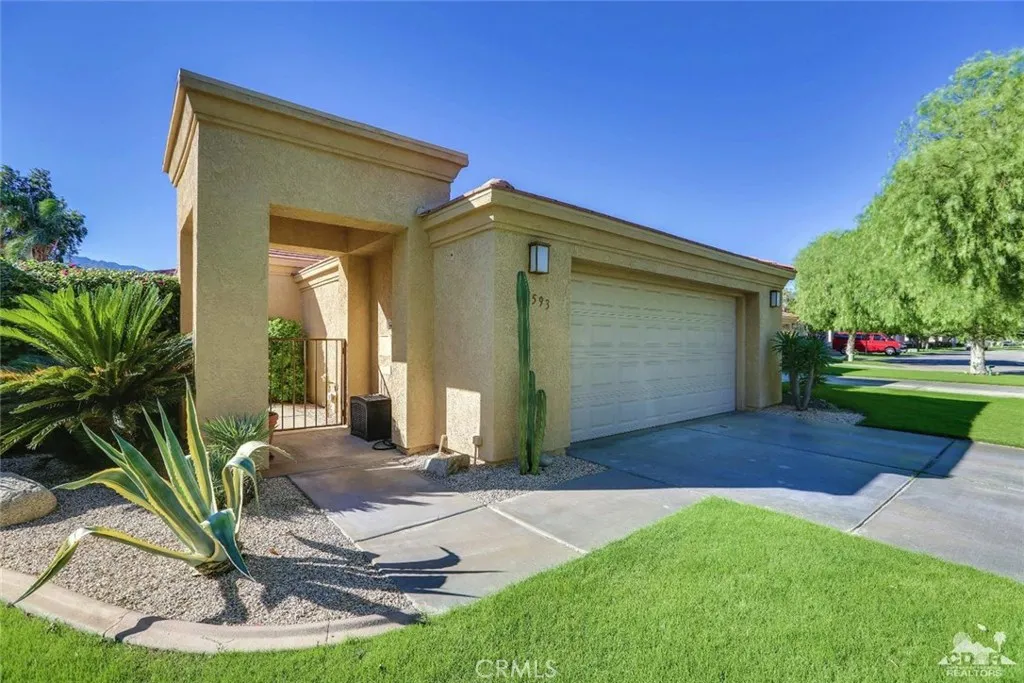 29593 Sandy Court, Cathedral City, California 92234 home-pic-0
