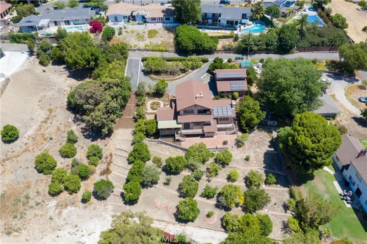 13324 Foothill Boulevard, North Tustin, California 92705