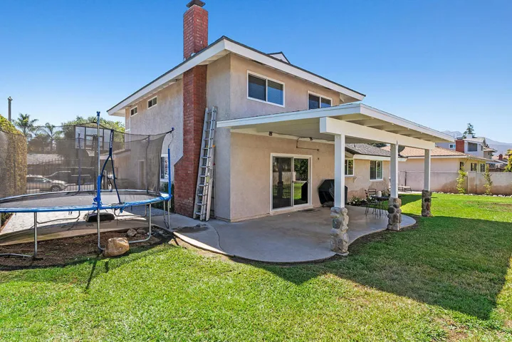 157 Fallbrook Ave Newbury Park-large-032