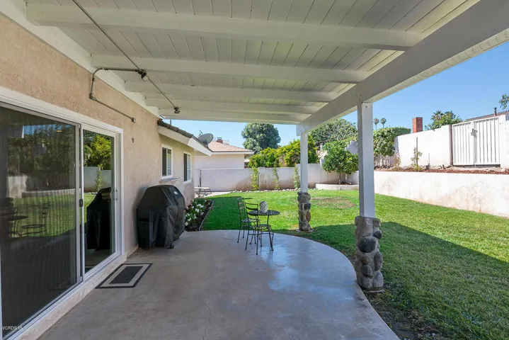 157 Fallbrook Ave Newbury Park-large-034