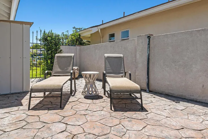 157 Fallbrook Ave Newbury Park-large-033