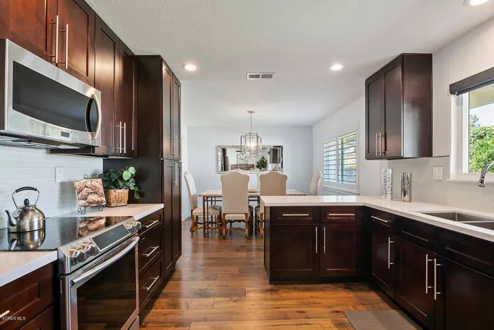 157 Fallbrook Ave Newbury Park-large-014