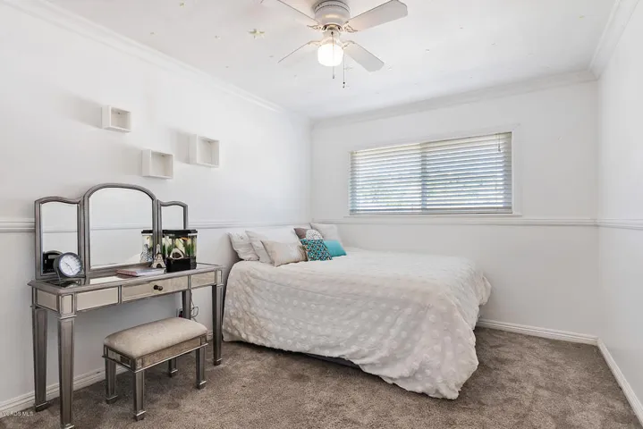 157 Fallbrook Ave Newbury Park-large-023