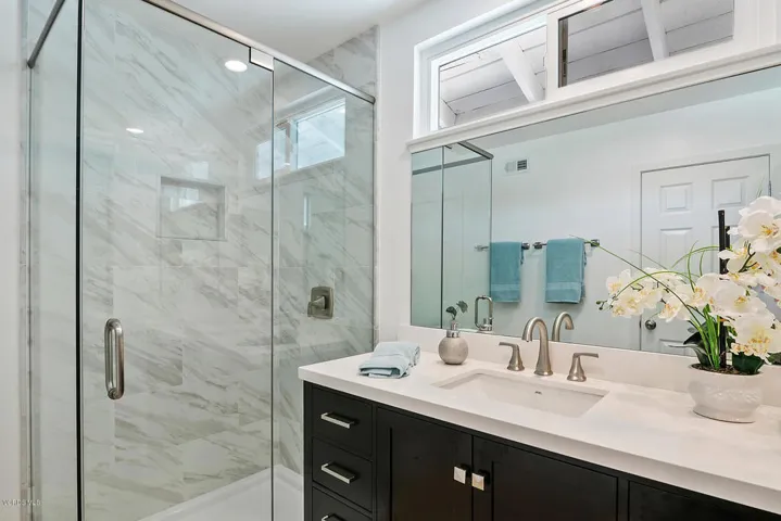 157 Fallbrook Ave Newbury Park-large-021