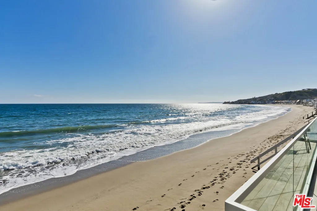 23626 Malibu Colony Road Unit 53, Malibu, California 90265, 3 Bedrooms Bedrooms, ,3 BathroomsBathrooms,Residential Lease,For Rent,Malibu Colony,20570990
