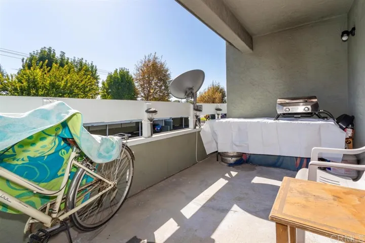 1040 E Washington Ave 32, Escondido, California 92025