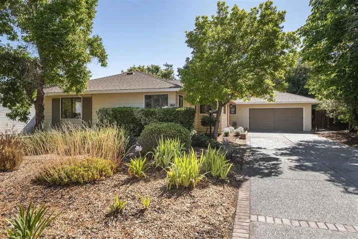 1865 Farndon Avenue, Los Altos, California 94024