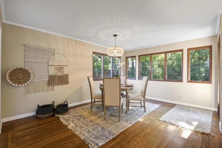 1865 Farndon Avenue, Los Altos, California 94024