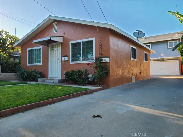 419 W Buckthorn Street, Inglewood, California 90301